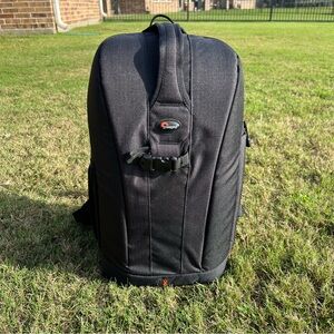 Lowepro Flipside 300 Black Camara Backpack